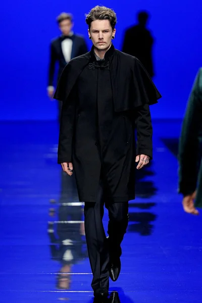 Look 41